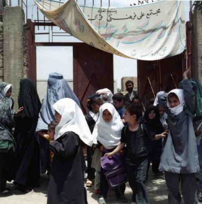 Zdjęcie: afganistan, szkoła dla dziewczynek